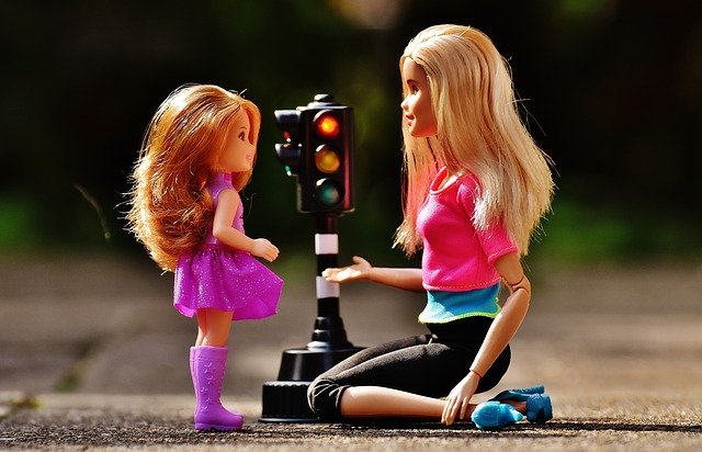 poupées barbie et code de la route
