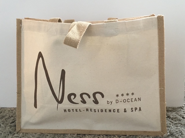 sac de plage personnalise Hotel Ness by D Ocean